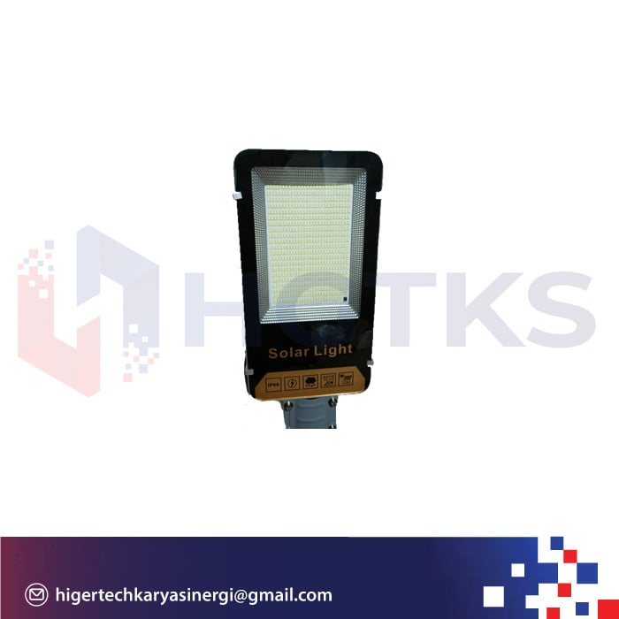 LAMPU PJU SOLAR PANEL